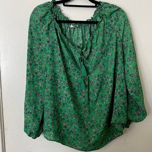 NWOT MAX STUDIO Green Long-sleeve Peasant Floral Blouse